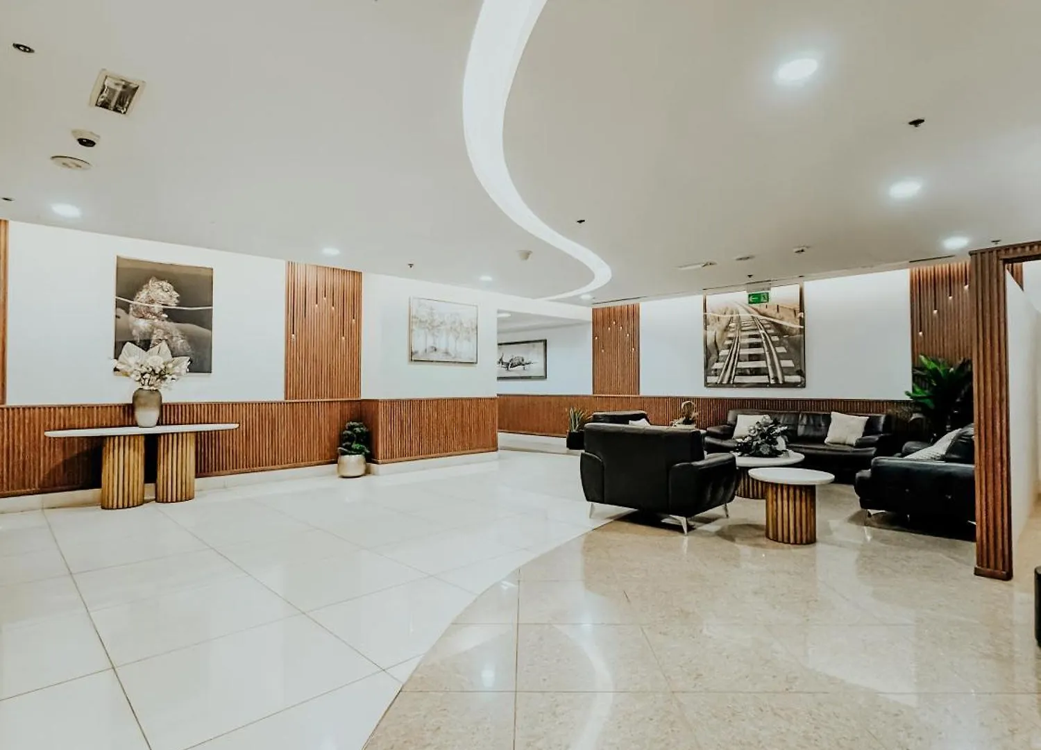 Liv With Us Holiday Homes - Marina View Tower B Dubai