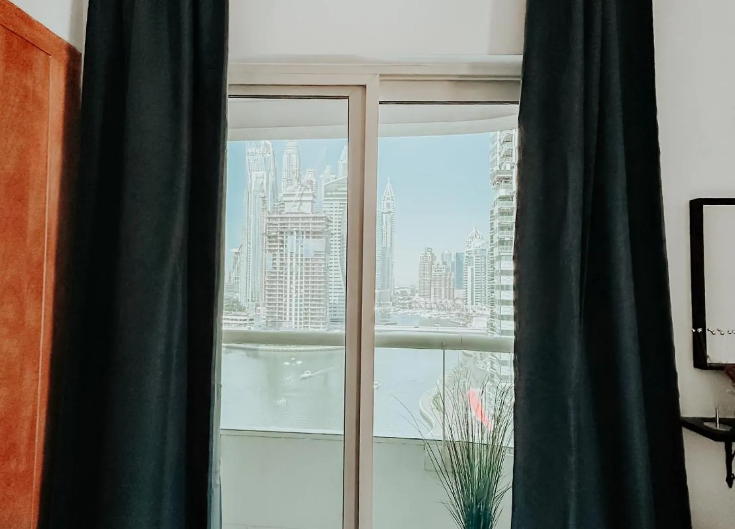 Apartment Liv With Us Holiday Homes - Marina View Tower B Dubai